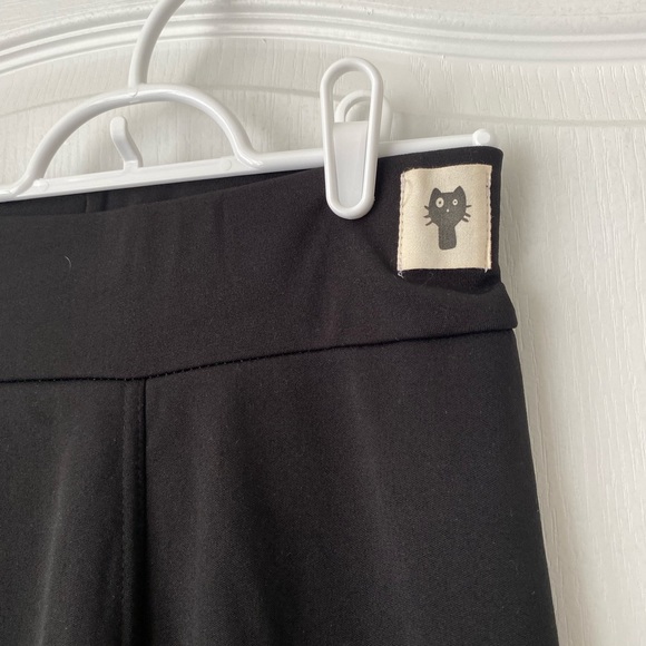 Black leggings. Fuzzy and warm lining. Never been worn! Black cat label - Picture 3 of 5
